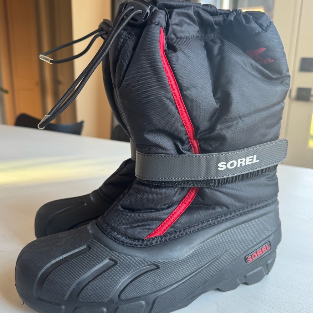Sorrel snow boot, like new